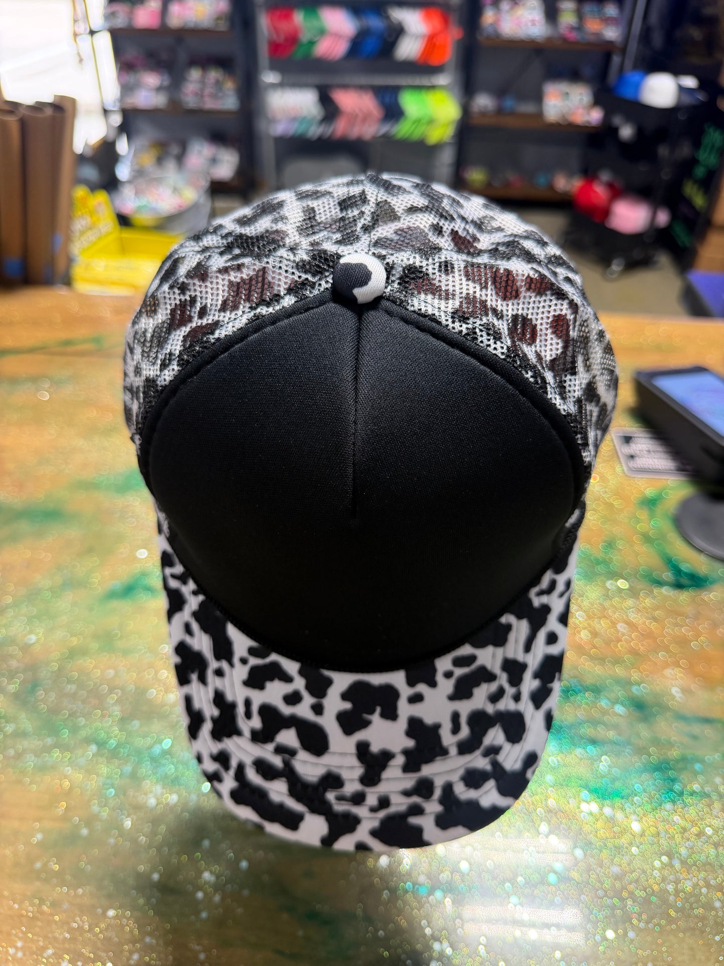 Black and White Leopard Bill and Back - Trucker Hat