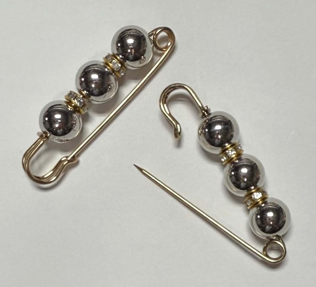 Black Hat Pins (3 beads)