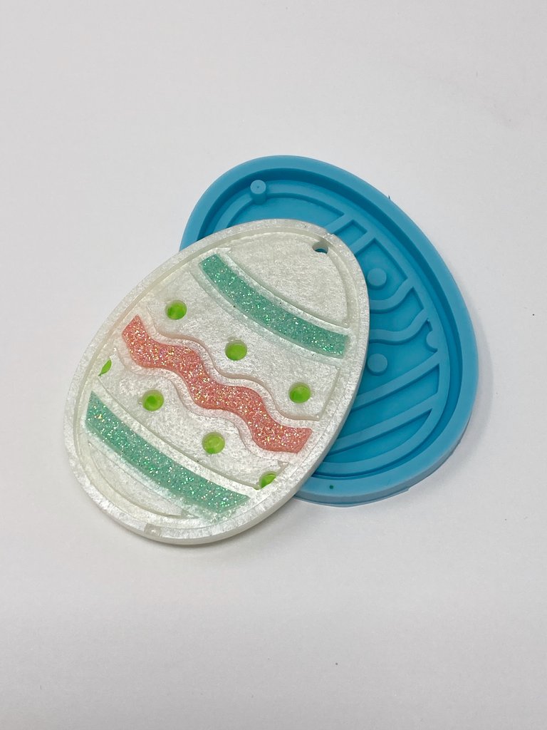 Egg-cellent Keychain Silicone Mold