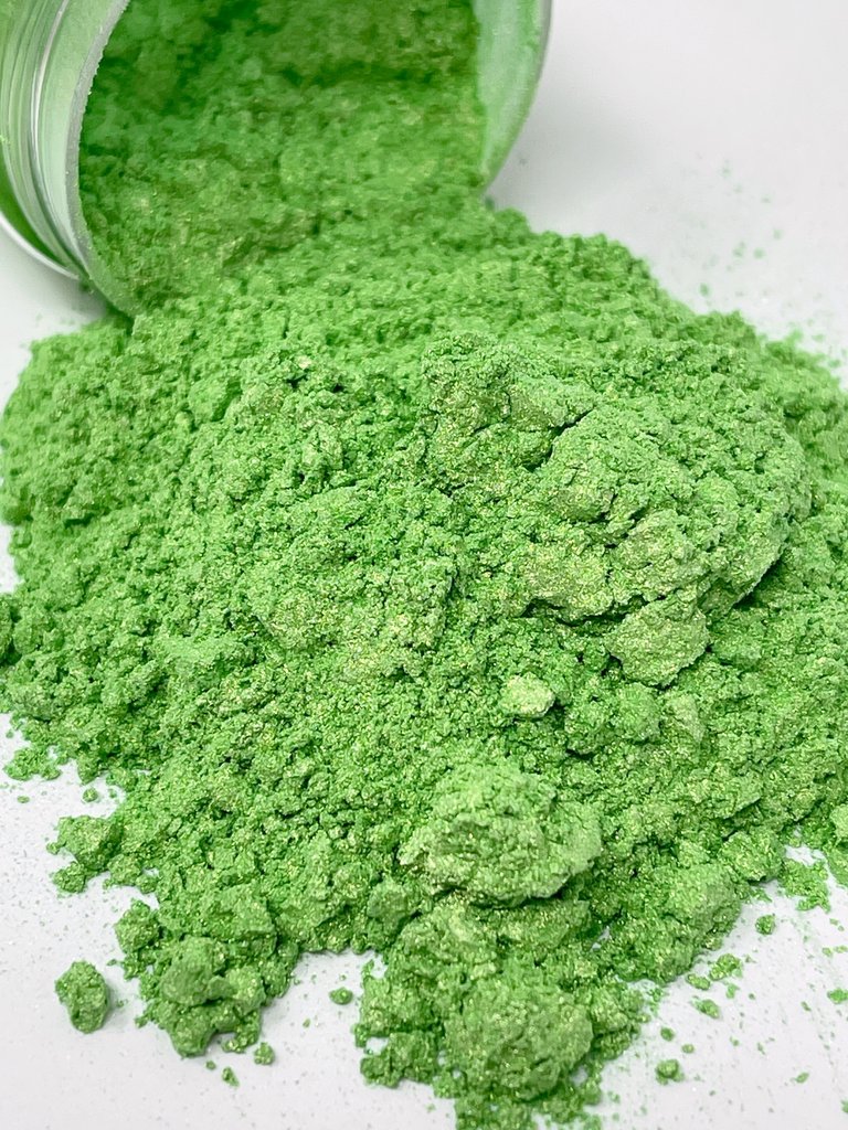 Katydid Mica Powder